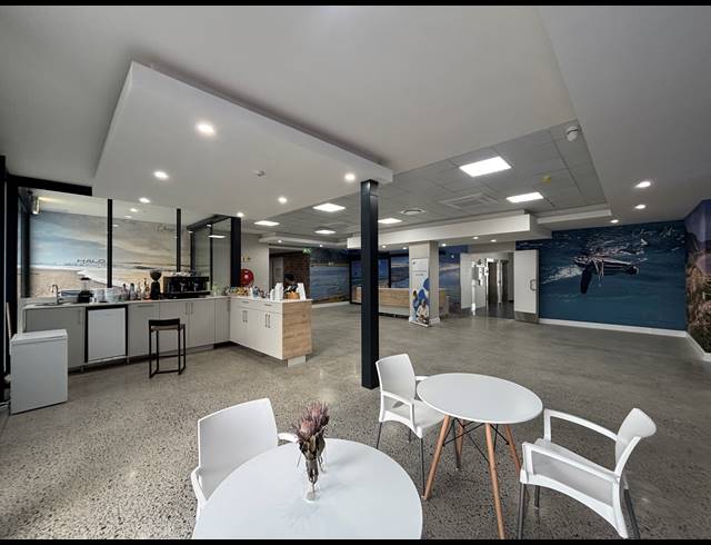86M² OFFICE TO LET IN PAARDEVLEI